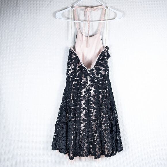 Jessica Simpson 8 Black Lace Floral Overlay Nude Lined Halter Dress Fit Flare - Picture 2 of 5